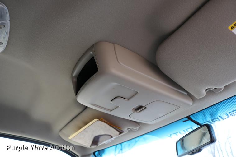 image for item DC7656 2008 Ford F350 Super Duty Crew Cab pickup truck