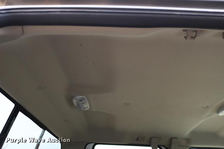 image for item DC7656 2008 Ford F350 Super Duty Crew Cab pickup truck