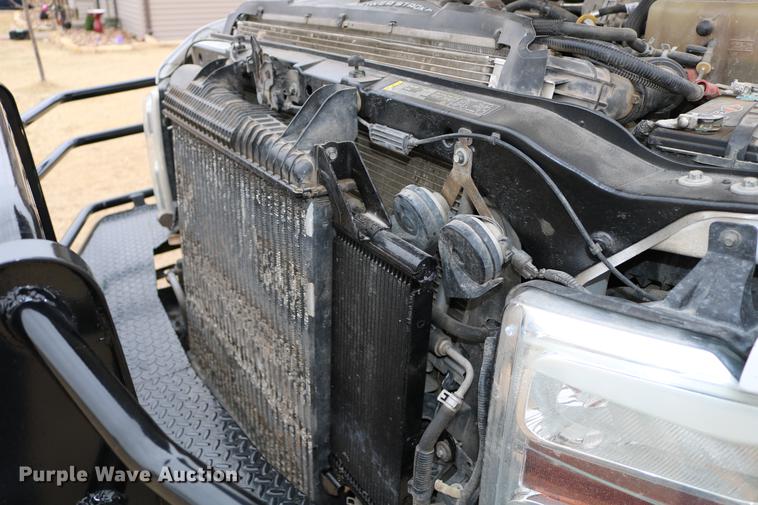 image for item DC7656 2008 Ford F350 Super Duty Crew Cab pickup truck