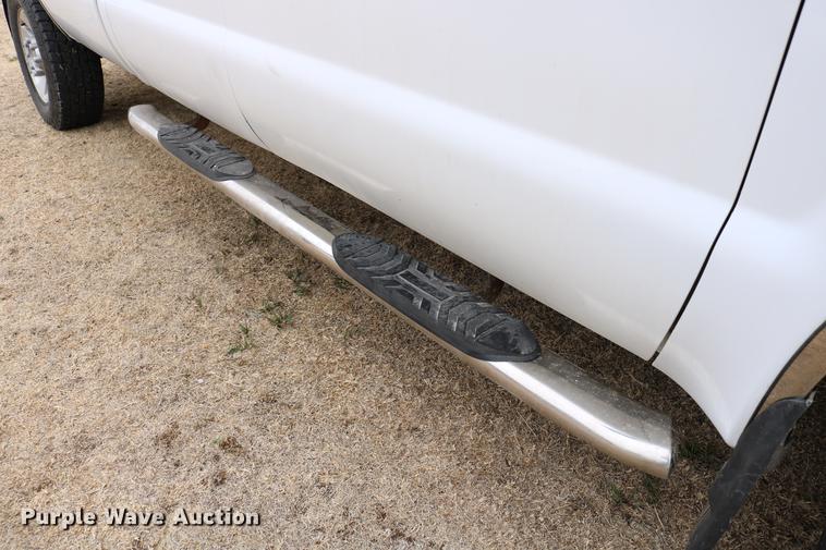 image for item DC7656 2008 Ford F350 Super Duty Crew Cab pickup truck