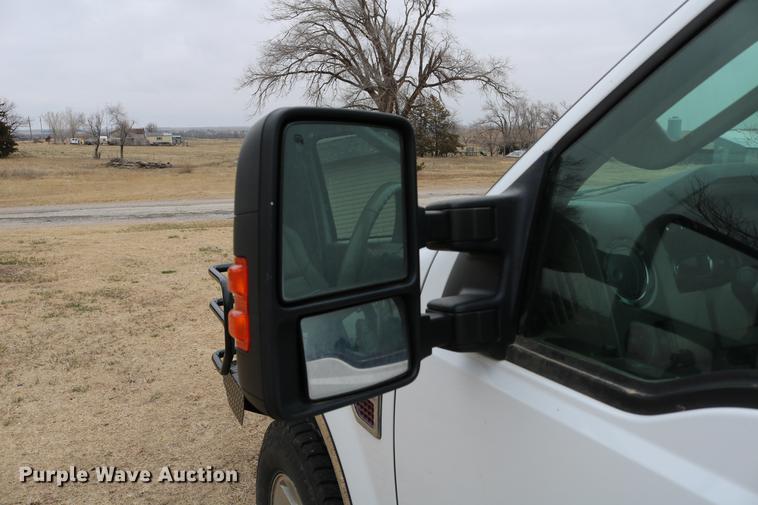 image for item DC7656 2008 Ford F350 Super Duty Crew Cab pickup truck