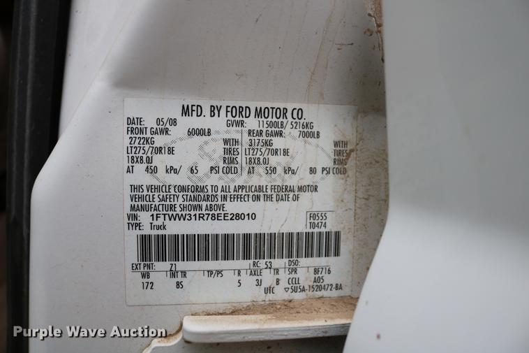 image for item DC7656 2008 Ford F350 Super Duty Crew Cab pickup truck