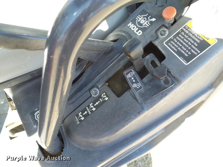 image for item DD1341 2012 Kubota RTV114DCPX UTV