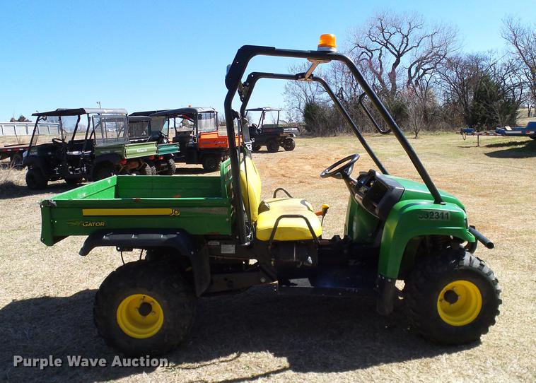 image for item DD1342 2013 John Deere Gator HPX UTV