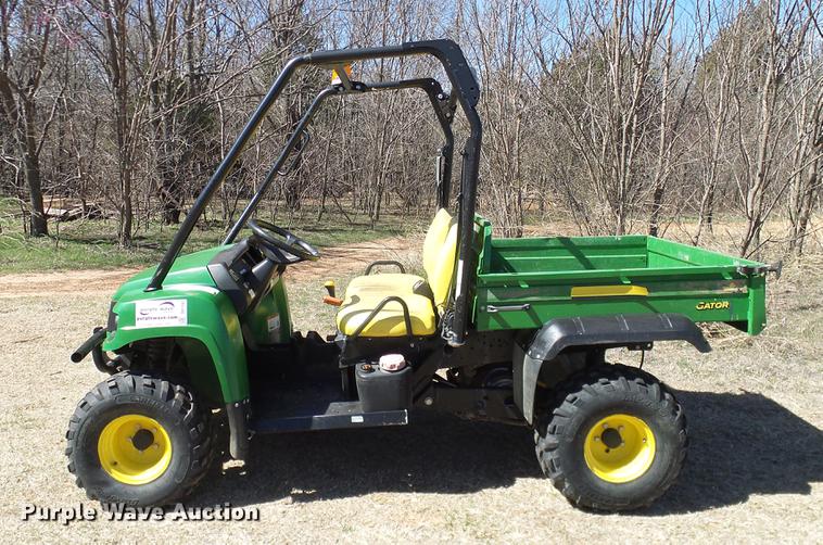 image for item DD1342 2013 John Deere Gator HPX UTV