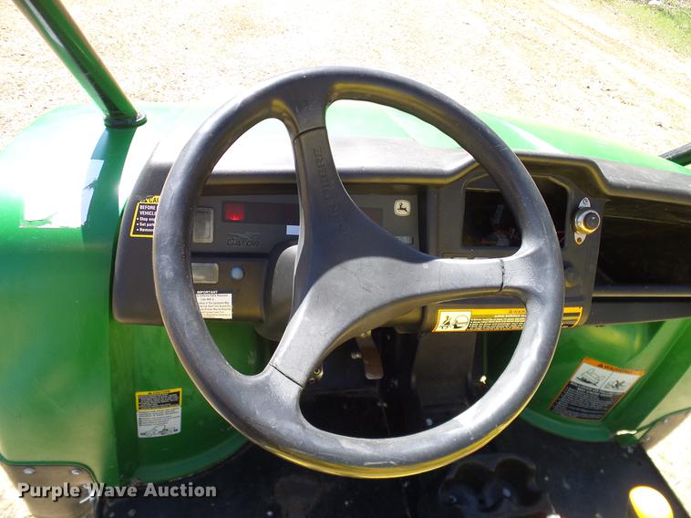 image for item DD1342 2013 John Deere Gator HPX UTV