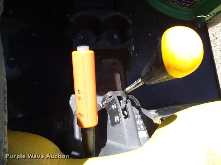 image for item DD1342 2013 John Deere Gator HPX UTV