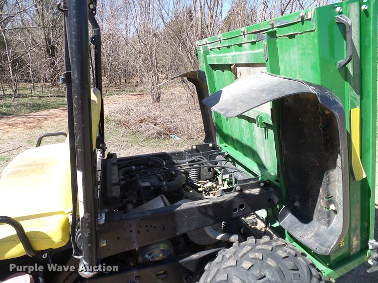 image for item DD1342 2013 John Deere Gator HPX UTV