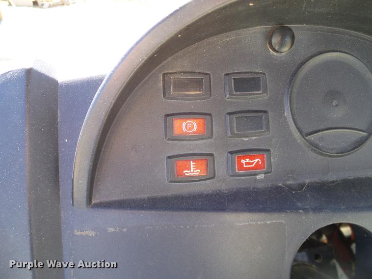 image for item DD1343 2012 Club Car XRT1550 UTV