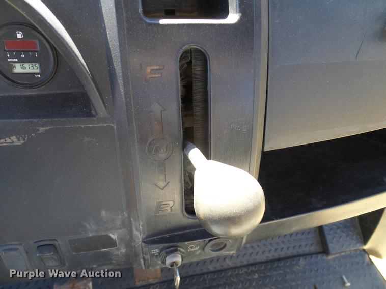 image for item DD1343 2012 Club Car XRT1550 UTV