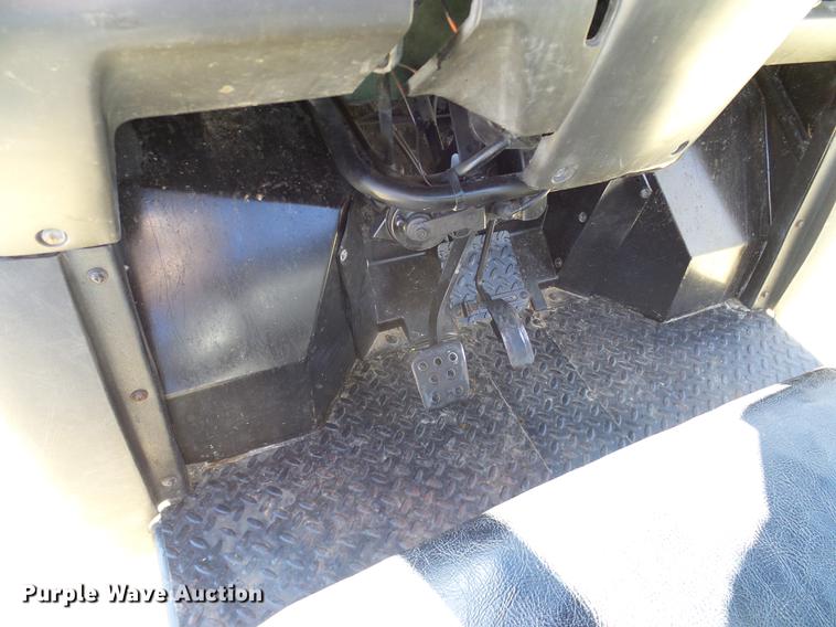 image for item DD1345 2012 Kawasaki Mule 400A UTV