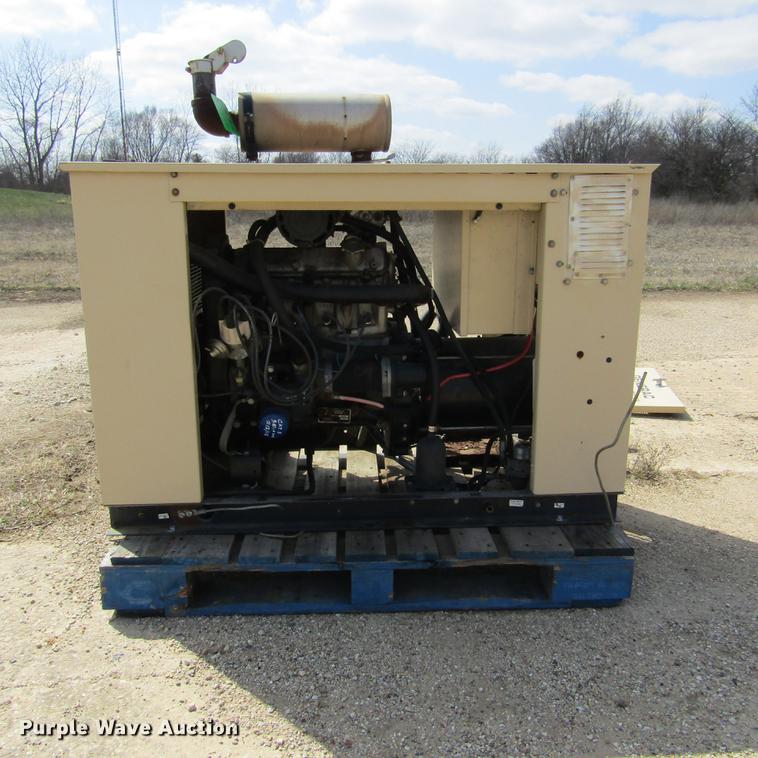 image for item DD2704 1998 Generac 00754-1 generator