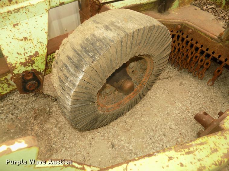 image for item DD2796 Schulte XH1000 rotary mower