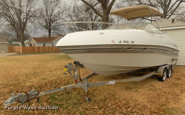 image for item DD2806 1999 Four Winns Sundowner boat