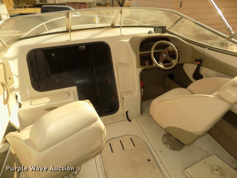 image for item DD2806 1999 Four Winns Sundowner boat