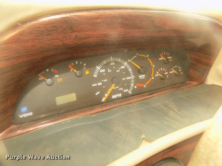 image for item DD2806 1999 Four Winns Sundowner boat