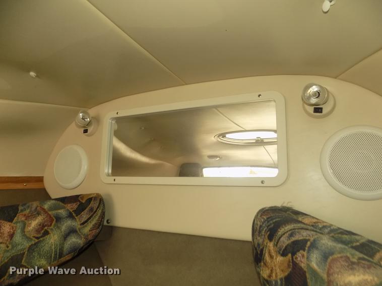 image for item DD2806 1999 Four Winns Sundowner boat