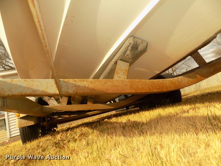 image for item DD2806 1999 Four Winns Sundowner boat