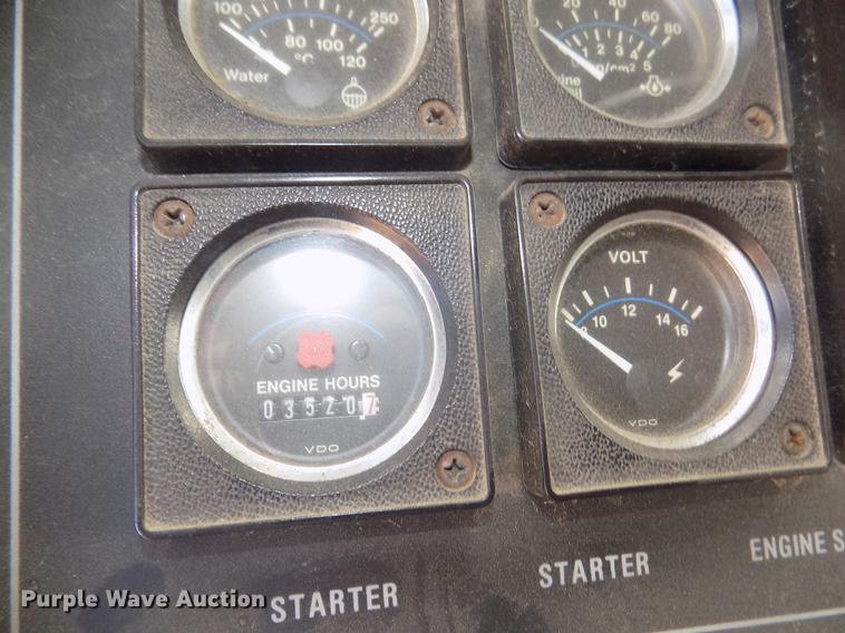 image for item DD2815 1989 Pierce Arrow bucket fire truck