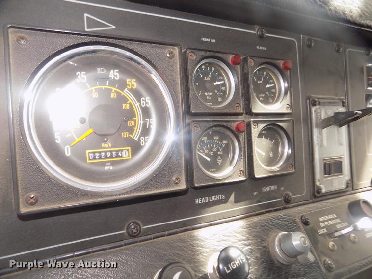 image for item DD2815 1989 Pierce Arrow bucket fire truck