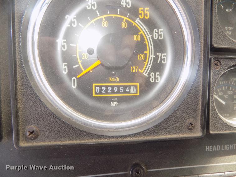 image for item DD2815 1989 Pierce Arrow bucket fire truck