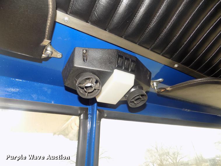 image for item DD2815 1989 Pierce Arrow bucket fire truck