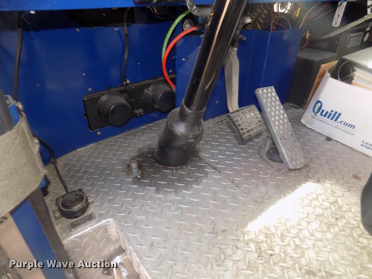 image for item DD2815 1989 Pierce Arrow bucket fire truck