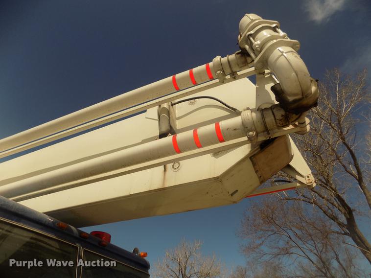 image for item DD2815 1989 Pierce Arrow bucket fire truck