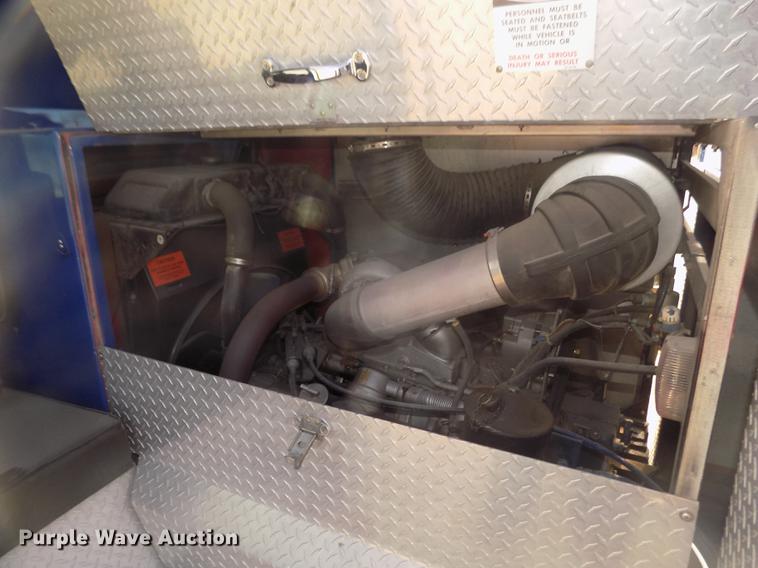 image for item DD2815 1989 Pierce Arrow bucket fire truck