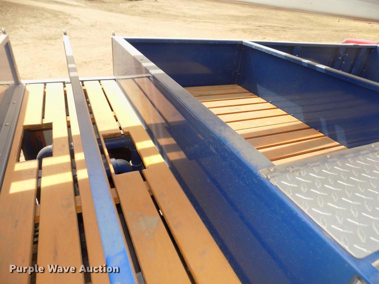 image for item DD2815 1989 Pierce Arrow bucket fire truck