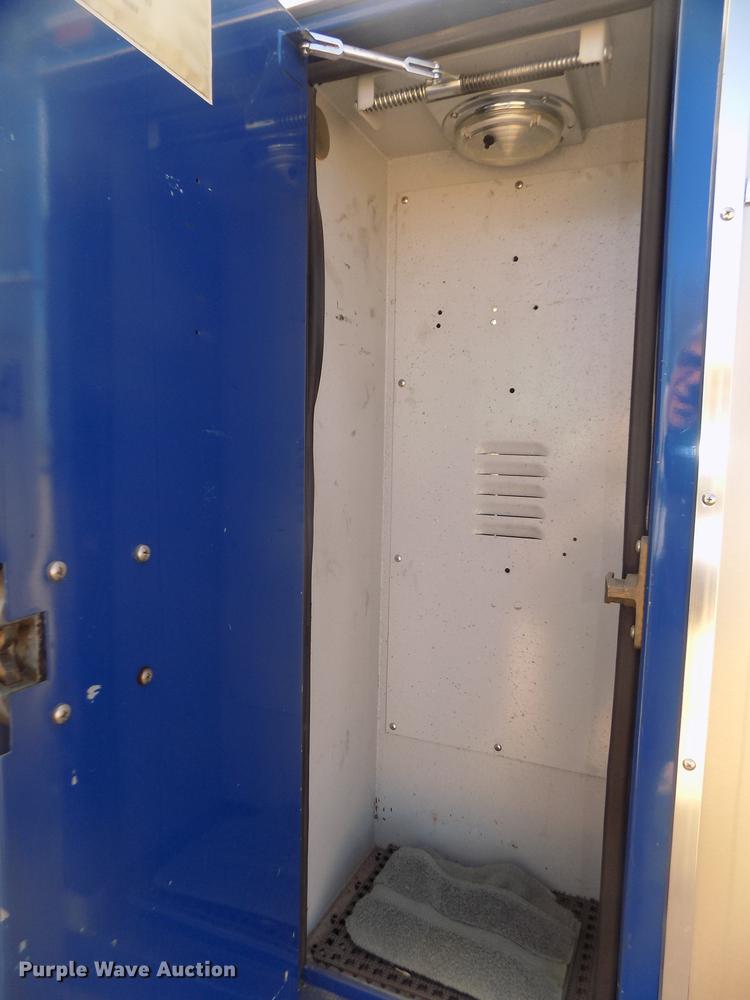 image for item DD2815 1989 Pierce Arrow bucket fire truck