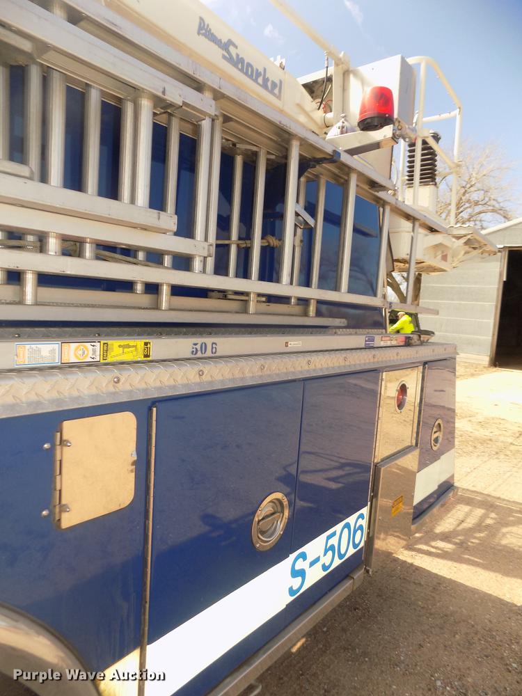 image for item DD2815 1989 Pierce Arrow bucket fire truck