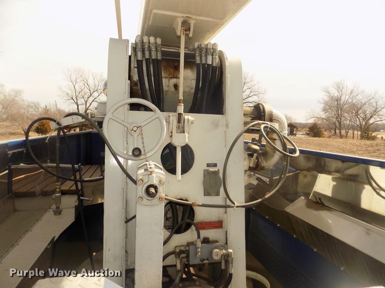 image for item DD2815 1989 Pierce Arrow bucket fire truck