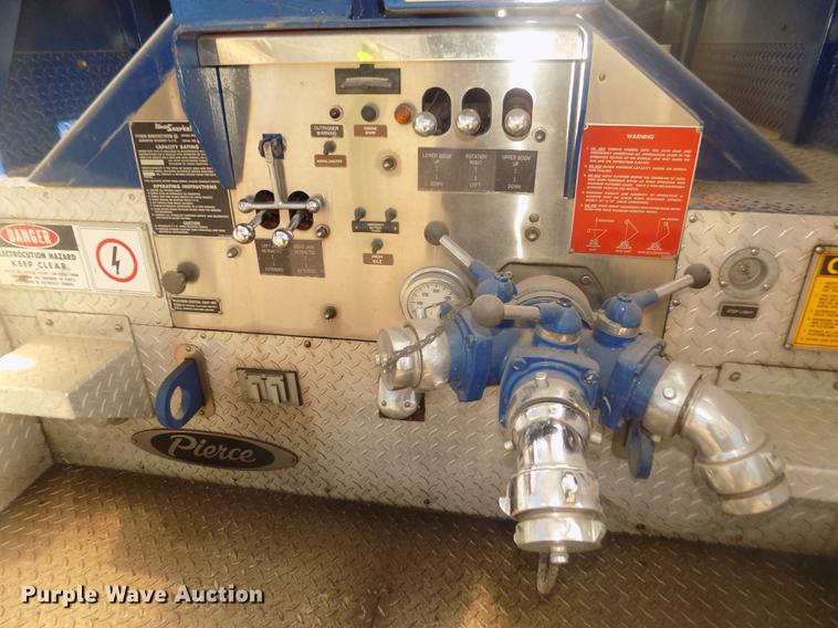 image for item DD2815 1989 Pierce Arrow bucket fire truck