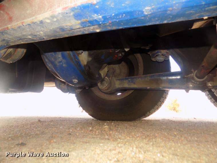 image for item DD2815 1989 Pierce Arrow bucket fire truck