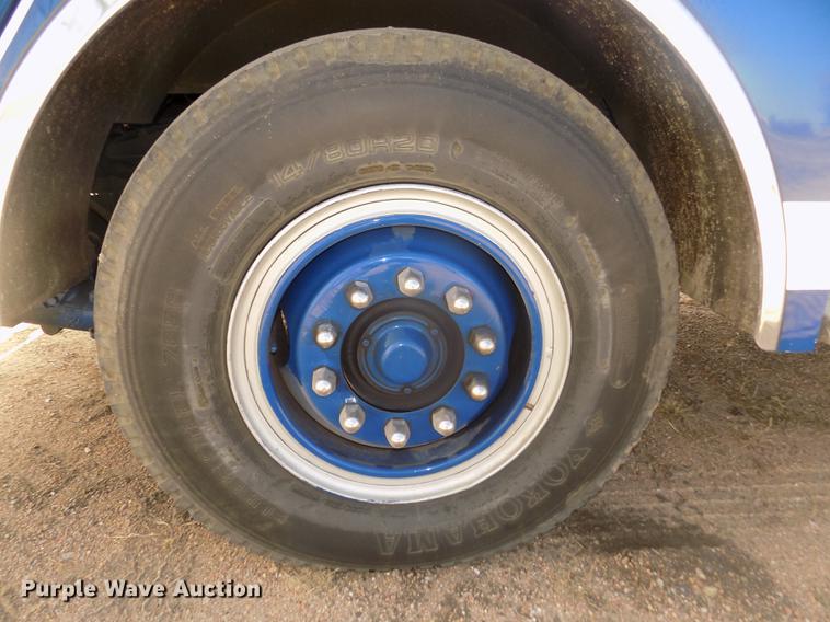 image for item DD2815 1989 Pierce Arrow bucket fire truck