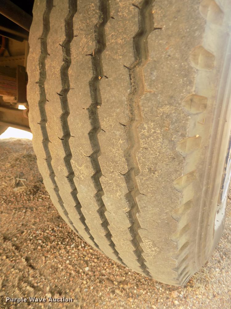 image for item DD2815 1989 Pierce Arrow bucket fire truck