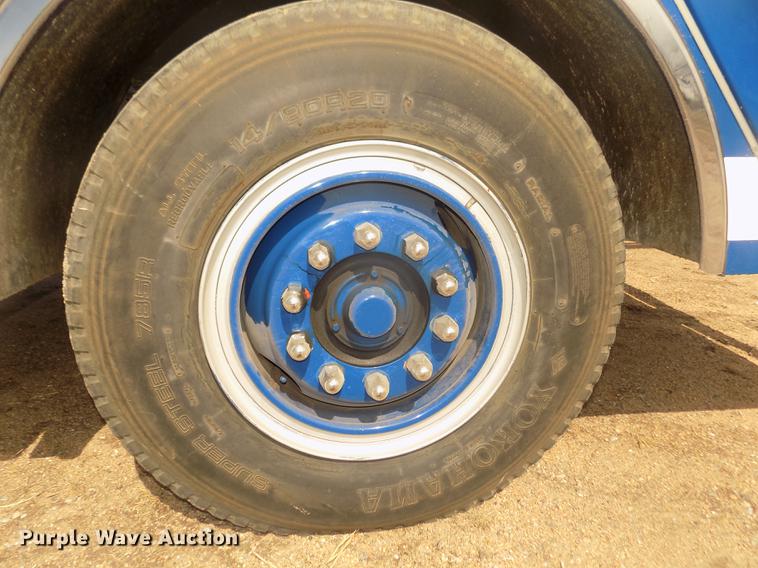 image for item DD2815 1989 Pierce Arrow bucket fire truck