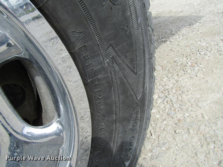 image for item DD7428 2014 Chevrolet Silverado 2500HD Crew Cab utility bed pickup truck