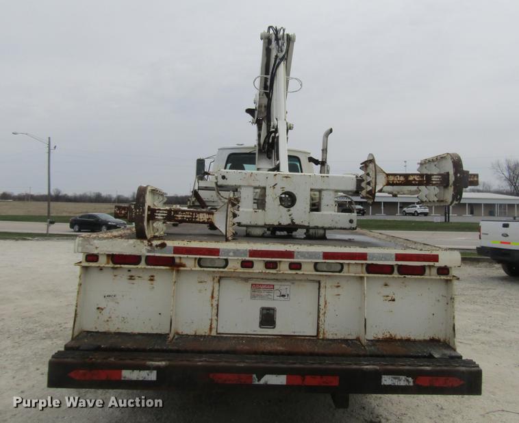 image for item DD7429 1998 Ford L8513 Louisville 113 service truck with crane