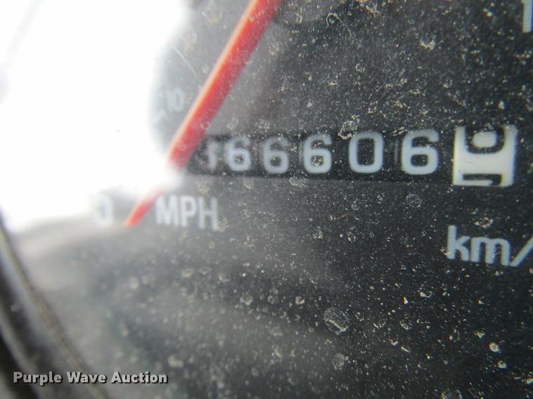 image for item DD7429 1998 Ford L8513 Louisville 113 service truck with crane