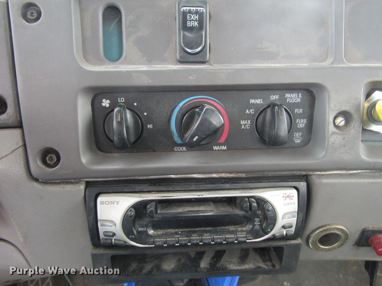 image for item DD7429 1998 Ford L8513 Louisville 113 service truck with crane