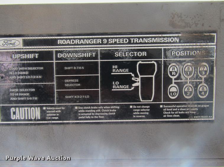image for item DD7429 1998 Ford L8513 Louisville 113 service truck with crane