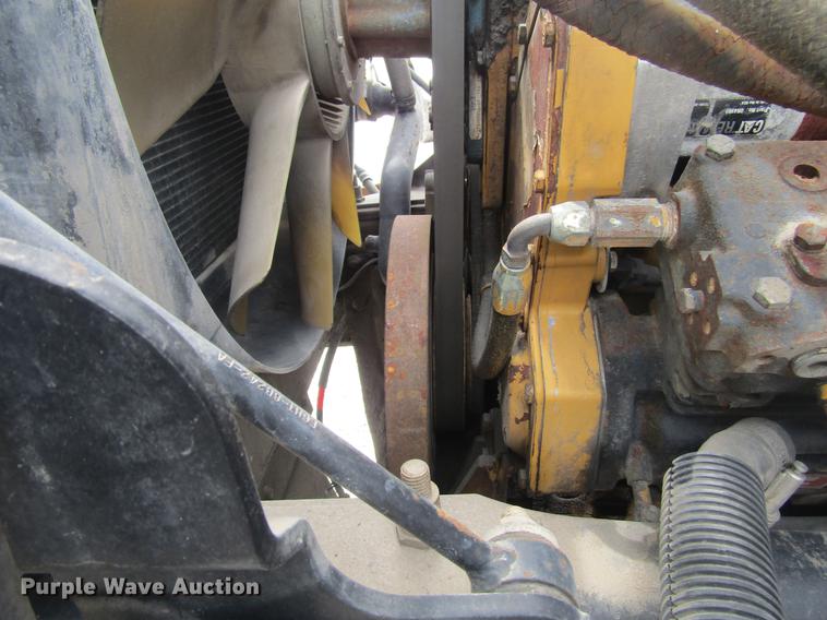 image for item DD7429 1998 Ford L8513 Louisville 113 service truck with crane