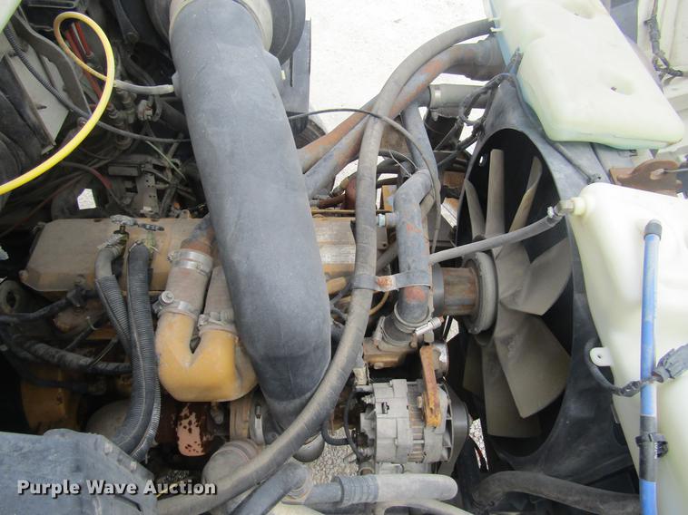 image for item DD7429 1998 Ford L8513 Louisville 113 service truck with crane