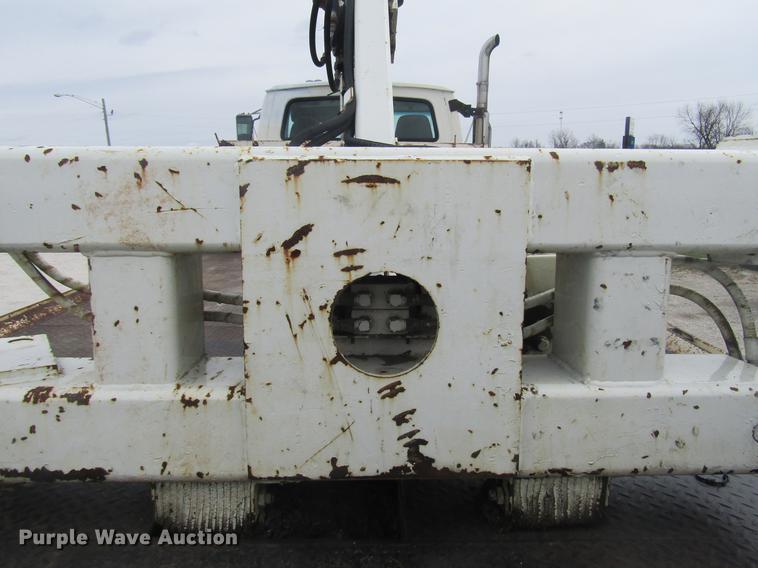 image for item DD7429 1998 Ford L8513 Louisville 113 service truck with crane