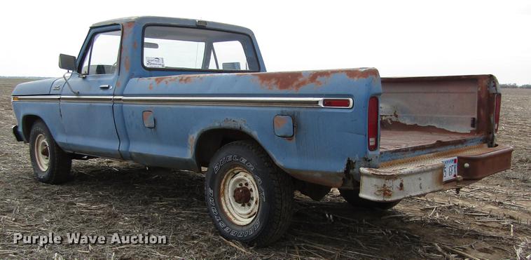 image for item DD8754 1978 Ford F250 pickup truck