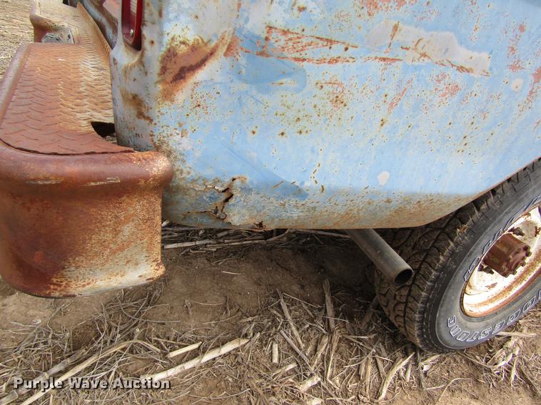 image for item DD8754 1978 Ford F250 pickup truck
