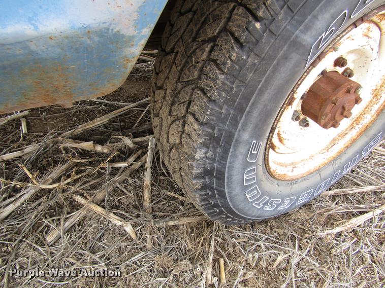 image for item DD8754 1978 Ford F250 pickup truck