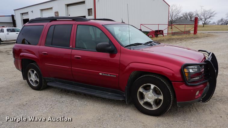image for item DE3216 2004 Chevrolet TrailBlazer EXT SUV